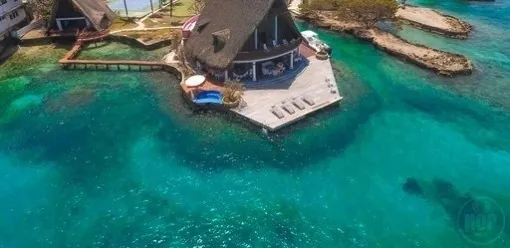 Exploring the Islands Near Cartagena