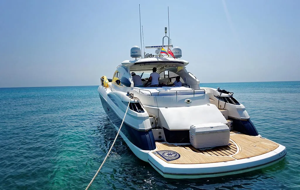 HOW TO CHARTER A YACHT IN CARTAGENA